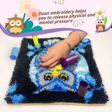 Adult Crochet Kit, DIY Bee Flower Decoration Pattern Pillowcase Kit, Needlework With Cushion Cover, Hand Crochet Knitting
