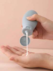 1 pièce/3 pièces Bouteille de voyage rechargeable en silicone étanche et compressible. Ensemble de bouteilles de voyage en silicone pour cosmétiques, shampooing et liquides. Contenants rechargeables et étanches. Ensemble de bouteilles de voyage pratique, essentiels de voyage retour à l'école.