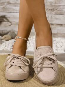 新款高端硫化工艺平底鞋，时尚休闲一脚蹬舒适运动鞋