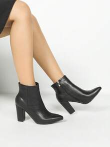 Women's Black Pointed Toe Minimalist Chunky Heel Ankle Boots, Elegant & Versatile For Evening, Heightens And Elongates Legs - Black - View 2