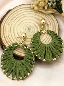 1 Pair Casual Beach Style Woven Raffia Hoop Earrings For Women, Large Waved Metal Hoops, Suitable For Vacation And Daily Wear - Large Raffia Earrings - View 9