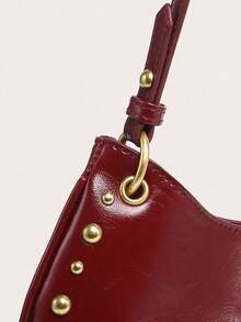 Bolso de hombro de mujer con forma de media luna, decoración minimalista de remaches, PU vintage punk, adecuado para ir de compras - Burdeos - Ver 5