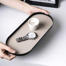 Bandeja ovalada de metal estilo nórdico con acentos - Organizador versátil de uso múltiple para joyas, fragancias, gafas y llaves | Solución de almacenamiento decorativa elegante para el hogar, hotel, cafetería y eventos (sala de estar, baño, dormitorio, entrada) para mujeres Organizador de almacenamiento Esenciales de viaje Regalo de regreso a la escuela - Multicolor - Ver 4