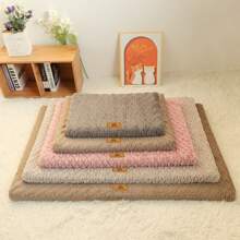 وسادة حيوانات أليفة للكلاب والقطط، حصيرة كينيل، حصيرة أرضية، قابلة للإزالة والغسيل، مناسبة للخريف/الشتاء، تناسب الكلاب الصغيرة/المتوسطة/الكبيرة، حشوة إسفنجية بشكل بيضاوي، قماش بنمط قشر السمك، أنيق، مانع للانزلاق وغير منفذ للرطوبة