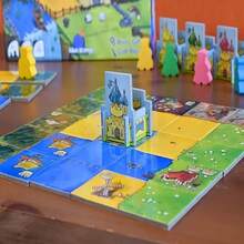 Kingdomino Game Night Strategy Board Game - Interactive Family Party Fun With Colorful Castle Blocks, Multi-Language Instructions (English, French, Spanish), Perfect For Family Gatherings & Holiday Gifts,A Board Game Suitable For Family Gatherings And Friend Gatherings, An Ideal Gift - Green - View 4