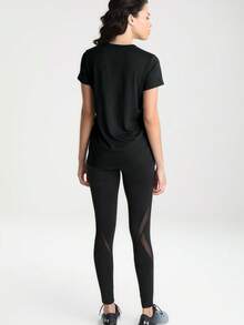 女士甜心领基础款T恤上衣，健身跑步瑜伽户外短袖T恤，蝴蝶印花休闲运动款 - 黑色 - 查看 5