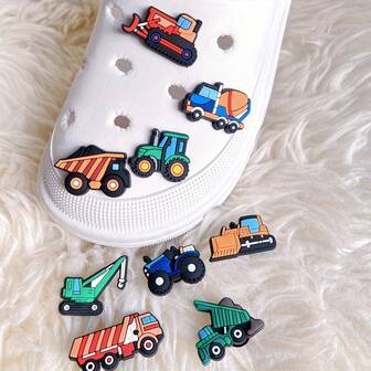 12 件异想天开的汽车系列鞋饰 - 适用于木屐、跳跳鞋、泡泡拖鞋、凉鞋的鞋饰 - 消防车工程车彩色 PVC 男女配件、别针鞋、配件汽车饰物完美的圣诞节生日礼物、派对礼品、DIY 工艺用品