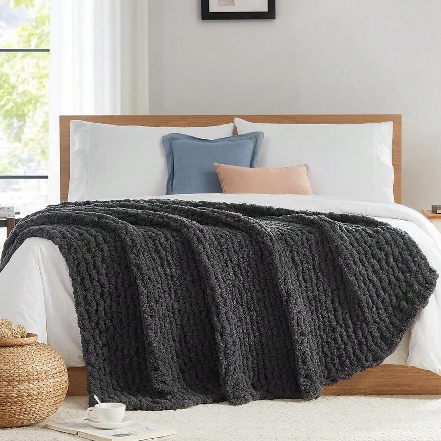 Chunky Knit Blanket - Soft Chenille Yarn Throws 40x50: Handmade Thick Cable Crochet Blanket - Large Chunky Yarn Rope Knot Throw For Couch, Sofa, Bed Home Decor - Charcoal Grey - 查看 1