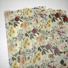 Papel de embrulho fino semitransparente com estampa de rosas vintage, 50 x 35 cm, à prova de umidade, ideal para embrulhar presentes, roupas, proteger itens frágeis, decorar aniversários, Dia dos Namorados, Dia das Mães, presentes de Natal, embalagens decorativas e presentes elegantes. Papel de seda com estampa floral. - Multicolorido - Ver 7
