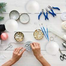 64 Stücke 3,5cm/1,4 Zoll weiße feste Polystyrol-Schaumstoffkugeln, geeignet für Malerei DIY, Dekoration von Einkaufszentren, Hochzeitsprops, Schaufensterdekorationen in Kunst, Handwerk, Familie, Party, Kuchendekoration, Sternspiel, Maltag, Hochzeitsdekoration, Weihnachten, Halloween, Neujahr, Geburtstag, Heimdekoration, Feiertagsparty - Fantasie inspiriert