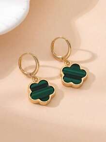 1 Pair Metal Fashion Lucky 5-Leaf Clover Pendant Earrings Valentines