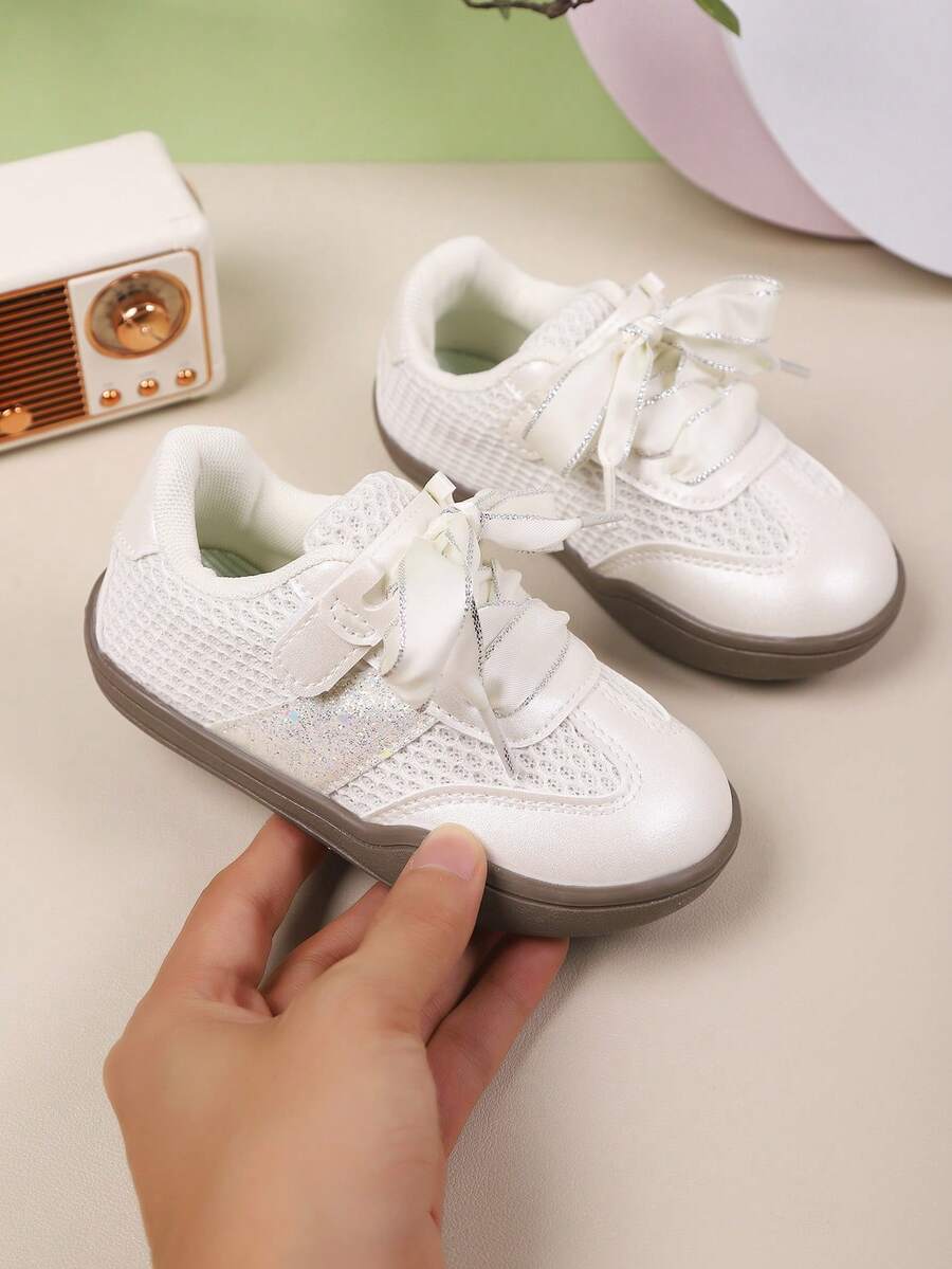秋冬婴幼儿学步鞋,柔软舒适婴儿鞋,幼儿休闲鞋,透气系带时尚运动鞋,饰有小花,适合日常户外使用--“女童运动鞋” - 白色 - 查看 1