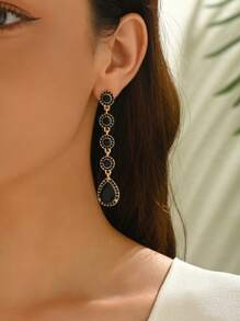 1 Pair Fashionable Personality Long Rhinestone Waterdrop Clip-On Earrings For Women, Suitable For Daily Wear And Parties