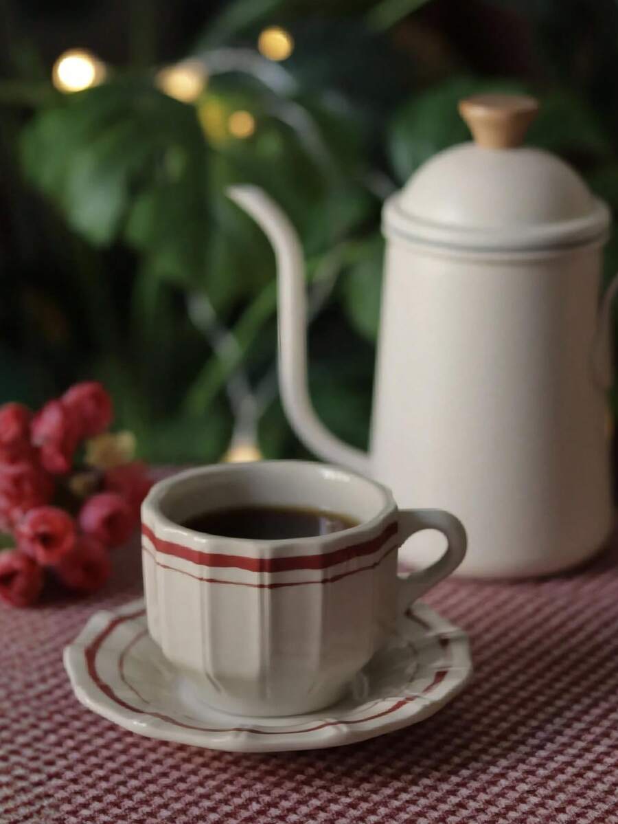 2 件 180 毫升/6.3 盎司爱尔兰风格咖啡杯碟套装，陶瓷杯碟，适用于浓缩咖啡、卡布奇诺、拿铁、热茶，适用于办公室、咖啡厅、餐厅、客厅