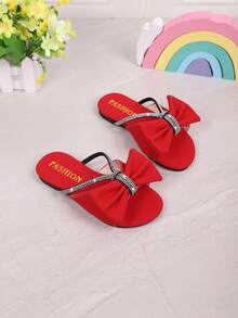 2025春夏儿童时尚休闲户外装蝴蝶结水钻百搭凉鞋、儿童拖鞋、沙滩凉鞋