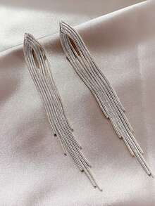1 par de pendientes largos con cadena de metal y borlas de diseño geométrico, 2 diseños surtidos - Plateado - Ver 3