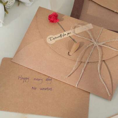 1 套牛皮纸贺卡、邀请函、带干花和信封的邀请函，适用于婚礼、毕业典礼、节日、生日、派对、新娘礼物、情人节、教师节、圣诞节、新年、毕业季、礼品卡、邀请卡、父亲节礼物、教师节礼物、感谢老师