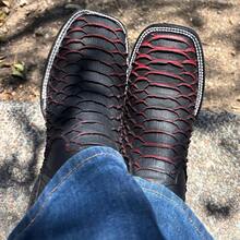 Botas chelsea vaqueras para hombre en piel color negro-rojo y cafe con Grabado pitón, estilo western moderno, elegantes y cómodas para toda ocasión Botines De cuero Botin - Negro - Ver 9