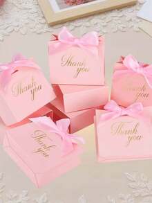 2/5 件，粉红丝带礼品包装盒，婚礼伴侣礼物婚礼糖果盒冲压婚礼答谢糖果盒，派对礼品袋粉色蝴蝶结糖果盒，婚礼生日新娘用品供应商，服务派对用品迷你礼品盒（粉色），适合婚礼季节，为朋友、姐妹和家人收集礼物。