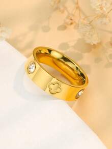 1枚18K镀金闪亮方形钻石戒指，不锈钢材质，防水防褪色，适合日常佩戴、派对、母亲节礼物