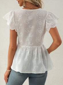 بلوزة نسائية أنيقة بتطريز وفتحة في الأمام للاستخدام اليومي والأعياد والعطلات، مناسبة للربيع والصيف - أبيض - مشاهدة 2