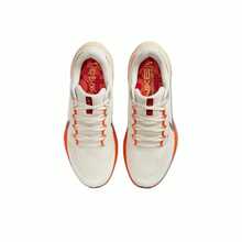 Nike AIR ZOOM PEGASUS 41 CNY“蛇年限量版”舒适百搭防滑耐穿男士低帮休闲跑鞋，米橙棕 - 白紅 - 查看 4