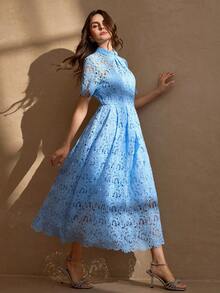 优雅圆领后背拉链腰部褶皱 A 字下摆蕾丝花边奢华女士连衣裙 - 淺藍色 - 查看 1