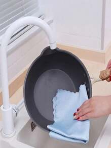 Lot de 5/10 pièces Chiffon de nettoyage réutilisable magique, efficace pour la cuisine, les miroirs, les vitres, la vaisselle, les écrans et les vitres de voiture. Pratique pour un nettoyage à long terme, fournitures et outils de nettoyage essentiels, couleur aléatoire