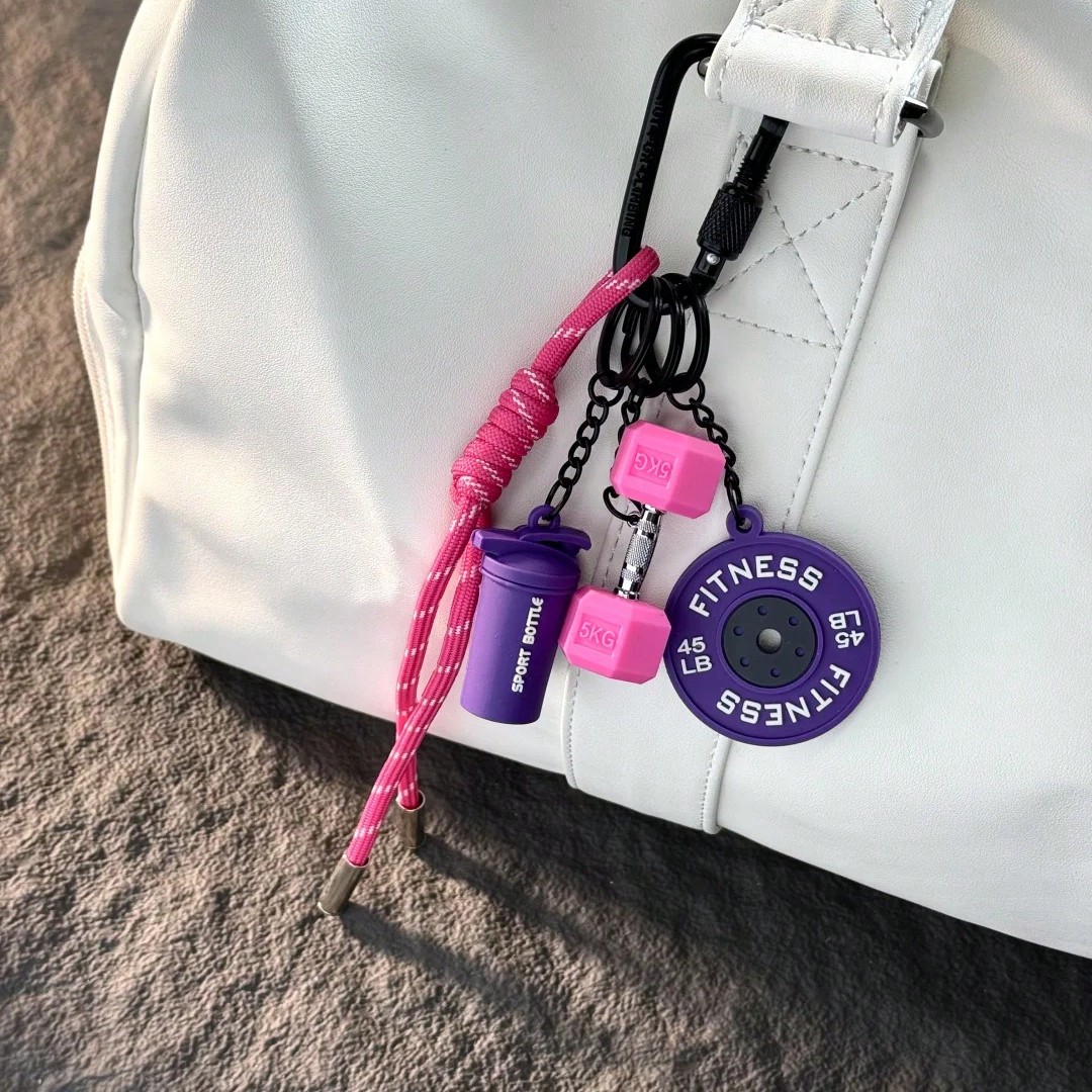 Colgante de bolso de diseño creativo con contraste de color, estilo deportivo dulce y fresco, salvador de moda de verano, llavero, colgante de mochil
