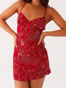 Get Ready To Turn Heads With Our Retro V-Neck Halter Dress In 5 Stunning Colors - Red - View 3