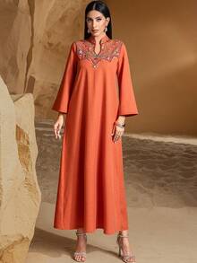 Middle Eastern Style Handcrafted Rhinestone Embellished Casual & Loose Arabian Thobe For Export