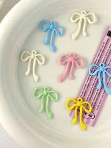8pcs Multi-Color Random Cute Sweet Dopamine Macaron Color Candy Color Youthful Style Colorful Peach Heart Bow Knot Pendant DIY Handmade Necklace Bracelet Charm Earring Jewelry Accessory