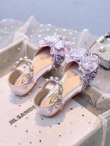 1 双女童水钻封闭式芭蕾平底鞋，软底蝴蝶珍珠水晶亮面公主凉鞋，适合日常休闲穿着