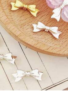 10个装，蝴蝶结隔珠，防过敏材质，非常适合女性制作手链、项链、耳环、钥匙扣、尾饰等饰品，以及其他女士珠宝配件。打造您专属的独特珠宝。节日珠宝制作配件。钥匙扣装饰。护身符。装饰品。串珠珠宝艺术。珠子。手工艺品和日常礼物，DIY装饰品。圣诞饰品。 - 彩色 - 查看 7