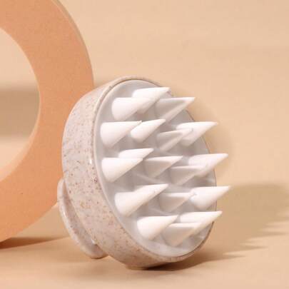 一款用于清洁和按摩头发的洗发刷，适用于美容院、理发店等场所，产品及配件齐全。清洁工具、发刷、按摩梳、美发工具、美发沙龙、美容旅行必备美发产品及配件、返校季必备美发用品、旅行度假必备用品、女士美发配件、后梳、理发配件、吹风机、头发、理发师、美发工具、美发产品、吹风机、发刷、理发师、理发配件、美发设备、发型、美发、理发配件、理发店、美发设备