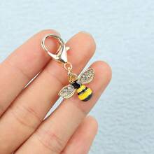 1pc/ 5pcs Cute Ladybug, Sunflower, Bee Mini Keyrings, Charm Accessories For Bags, Special Birthday Gifts For Friends, Graduation Gifts, Autumn, Back To School Car Accessories Bag Charm Backpack For School Goth Y2k Christmas Bag Charms Car Teacher Sister Gift Ideas - Red - View 10