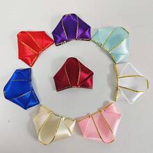 50 pezzi Kit semi-finito di petali di rosa in nastro di raso con bordo dorato, fiori eterni, materiali fai-da-te per bouquet, idea regalo artigianale per matrimoni, vacanze, compleanni, feste, lauree, decorazioni natalizie per la casa e regali di Natale