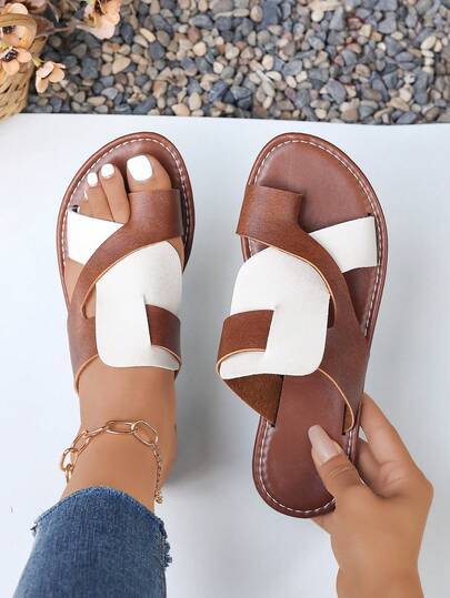 Teenage/Student Fashionable Dual-Color Crossed Strap Element Flat Slide Sandals, Casual Streetwear Style For Spring/Summer, Applicable For Street Walks, Campus Activities, Outdoor Trips. Classic Brown White, Cool Black White, Energetic Orange Green, Retro Brown Patterns