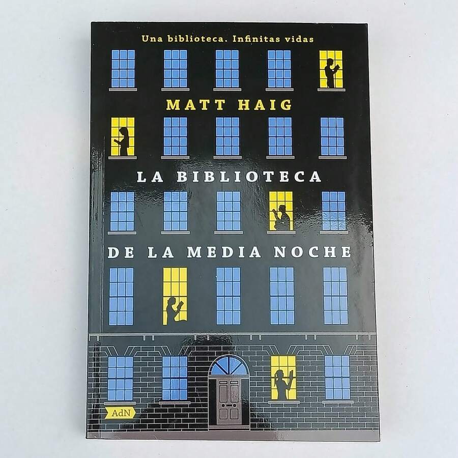 La biblioteca de la media noche - Libro único - Ver 1