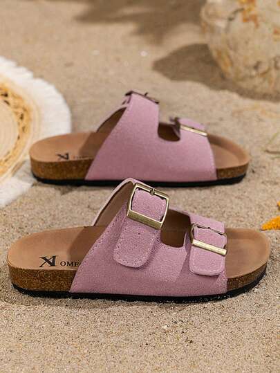 1 Pair Children/Girls' Flip Flops, Pink Suede Upper With 2 Metal Buckles And Soft Cork Sole. Minimalist And Fashionable Design. This 2025 New Arrival Flip Flops, Adopting Boken Shoe Style, Suitable For Girls Aged 3-12 To Wear On Beach, Daily Outings, Etc. Comfortable And...