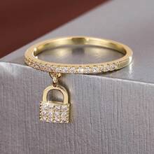 1 pieza Anillo de dama elegante con forma de cerradura decorado con zirconia artificial