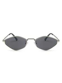 1 Pair Women's Silver Geometric Metal Frame Solid Color Vintage Fashion Glasses, Suitable For Summer Beach Vacation, Outdoor Activities And Travel, Casual Geometric Frame, Suitable For Going Out And Back To School Season - Silver - View 4