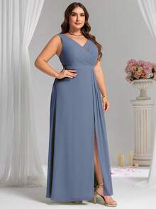 EVERPRETTY Romantic V-Neck Sleeveless Pleated Bust High Slit Bridesmaid Dress, Formal Blue Dress Suitable For Wedding Party - Dusty Blue - View 3