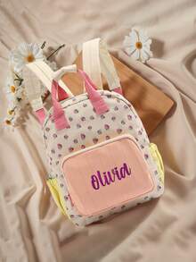 Presente de Volta às Aulas para Meninas - Mochila Fofa Personalizada com Estampa de Morango, Nome e Letra Bordados, Bolsa de Viagem Multifuncional - Multicolorido - Visão 2