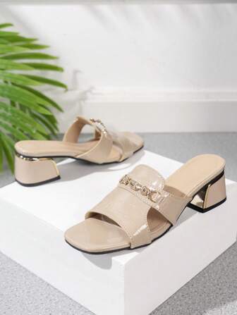 女士高跟链饰凉鞋、时尚百搭夏季拖鞋