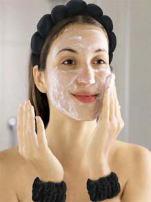 1 pièce/2 pièces/3 pièces Set de bandeaux de spa en forme de nuage, bandeaux et serre-poignets en éponge torsadée douce pour le yoga, les soins de la peau et le maquillage. Bandeaux de lavage du visage de couleur unie pour femmes. Set de bandeaux et serre-poignets de douche pour le maquillage et le lavage du visage. Accessoires pour la tête et les cheveux pour la rentrée scolaire
