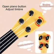 Brinquedo de guitarra mini ukulele infantil - instrumento musical portátil, brinquedo musical de aprendizagem precoce para crianças em idade pré-escolar de 3 a 5 anos, presente para iniciantes em ukulele para meninos e meninas a partir de 3 anos (cor aleatória)