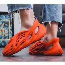 Women Men Casual  Sports Shoes Sandals Breathable Foam Runner Shoes Outdoor Walking Slippers Garden Clogs Slip On Beach Sandal Summer Water Shoes For Unisex