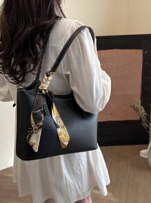 Women Vintage Soft Leather Tote Bag, Large Capacity Personalized Fashion Handbag, Simple Office Commuter Shoulder Bag, Spring 2025