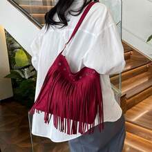 Bolsos cruzados para mujer, modernos, ajustables, de gran capacidad, de gamuza, con borlas. - Rojo - Ver 5